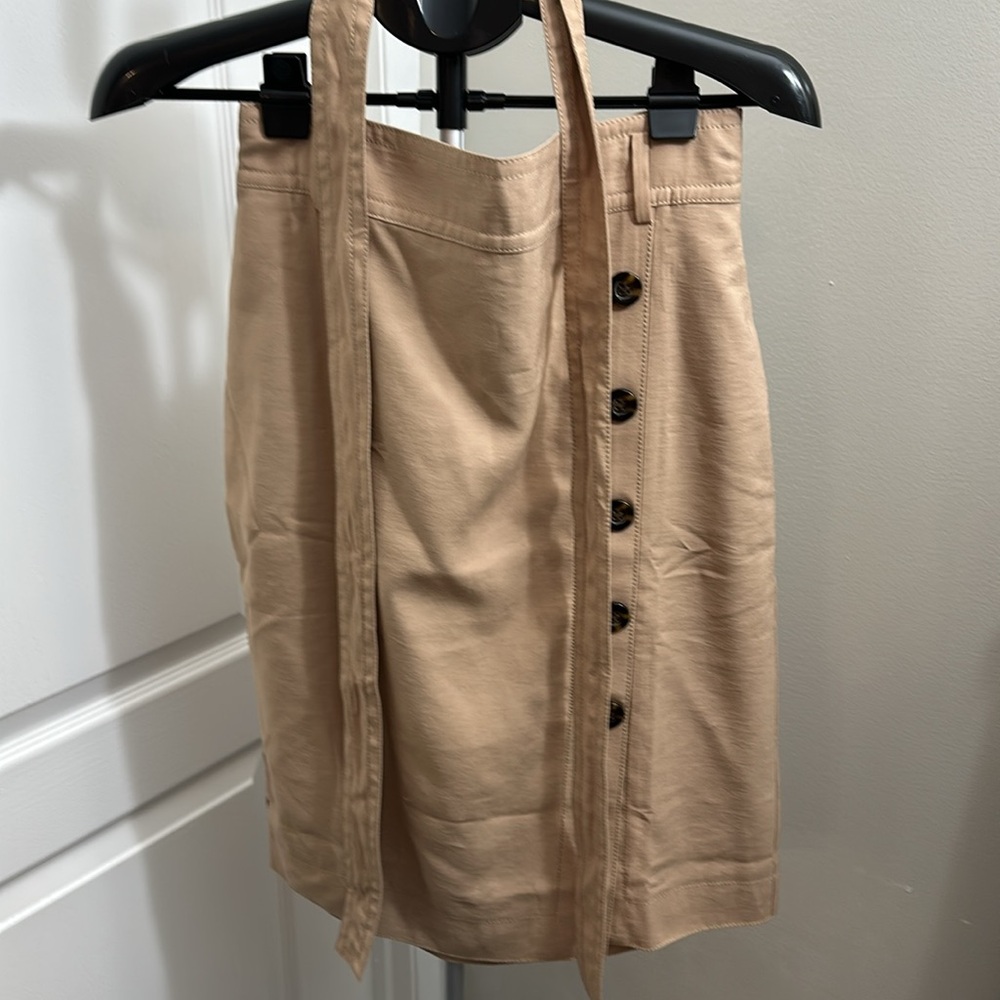 Ann Taylor’s Skirt new with tag